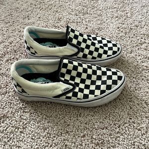 Vans comfycush slip ins checkered